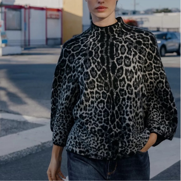 Zara NWT gray black snake skin print 3/4 sleeve wide sleeve knit sweater jumper - Picture 5 of 14